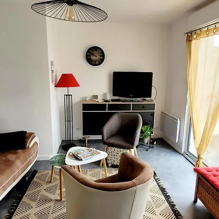 A L'etage Proche Centre Apartament